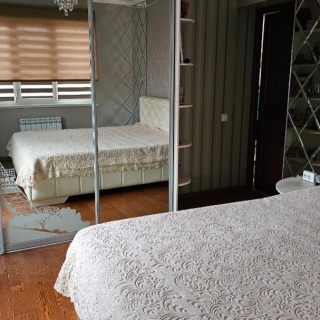 Объявление Дом, 200м2, 2 эт, 6 сот.