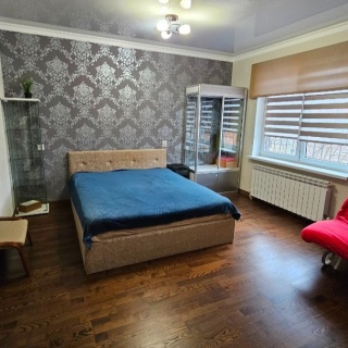 Объявление Дом, 200м2, 2 эт, 6 сот.