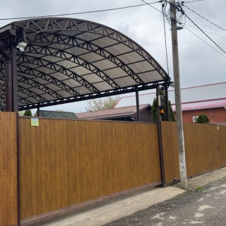 Объявление Дом, 200м2, 2 эт, 6 сот.