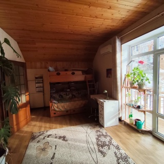 Объявление Дом, 281м2, 3 эт, 4.5 сот.